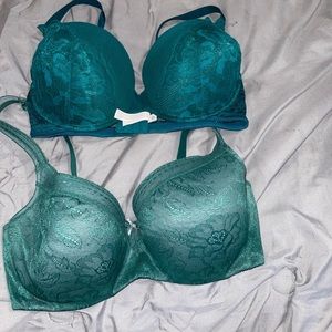 2 bras
